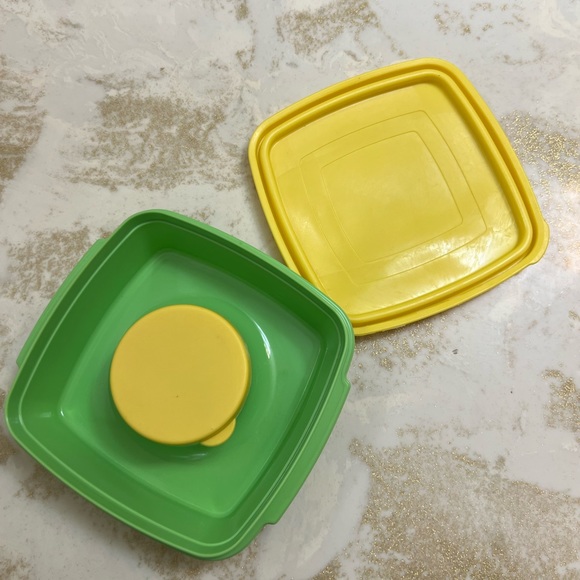 Snack and Dip Lunch Container with Snap Tight Lid - Picture 5 of 5